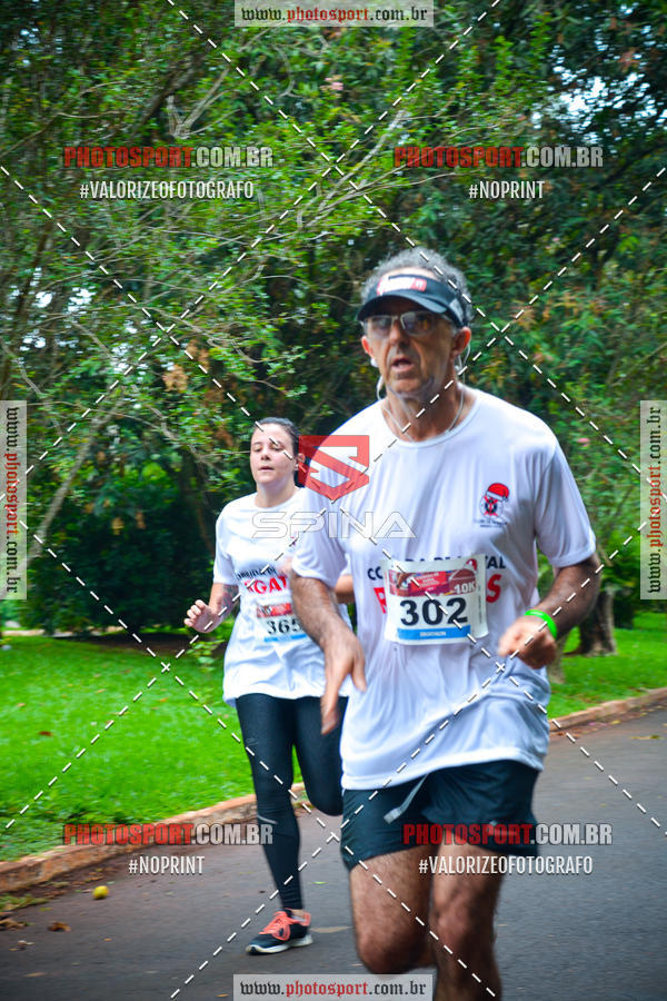 Buy your photos of the eventCorrida de Natal do Clube de Regatas on Fotop