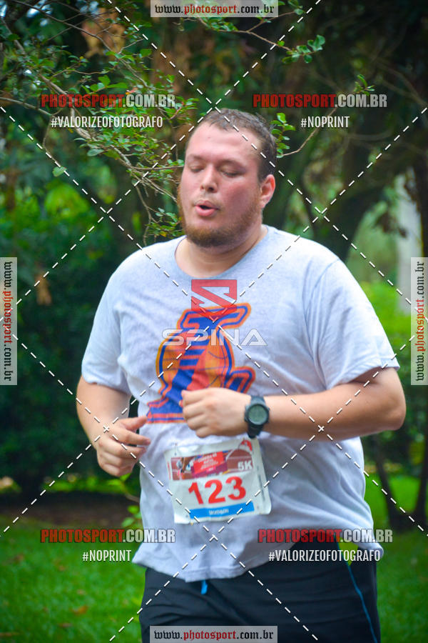 Buy your photos of the eventCorrida de Natal do Clube de Regatas on Fotop