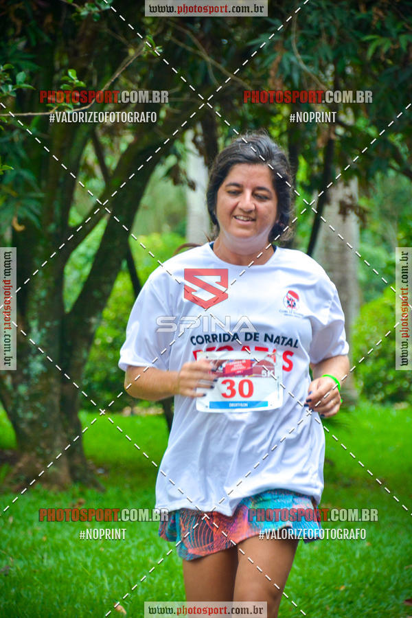 Buy your photos of the eventCorrida de Natal do Clube de Regatas on Fotop