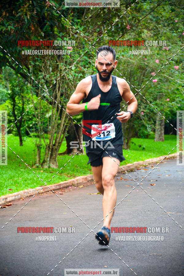 Buy your photos of the eventCorrida de Natal do Clube de Regatas on Fotop