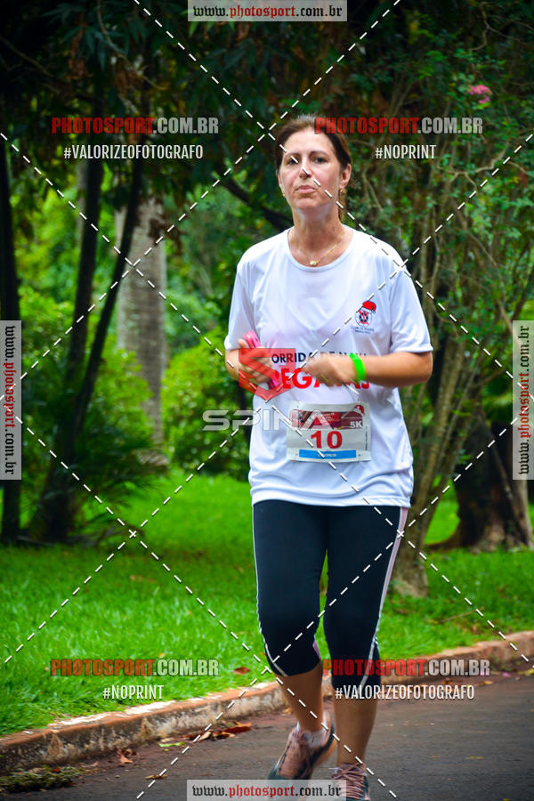 Buy your photos of the eventCorrida de Natal do Clube de Regatas on Fotop