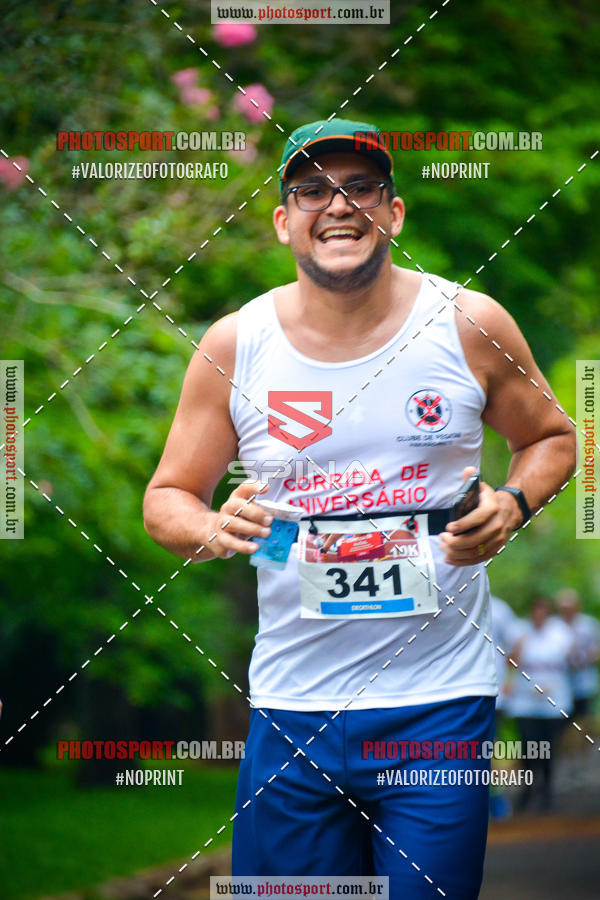 Buy your photos of the eventCorrida de Natal do Clube de Regatas on Fotop