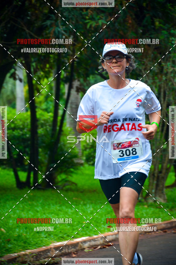 Buy your photos of the eventCorrida de Natal do Clube de Regatas on Fotop