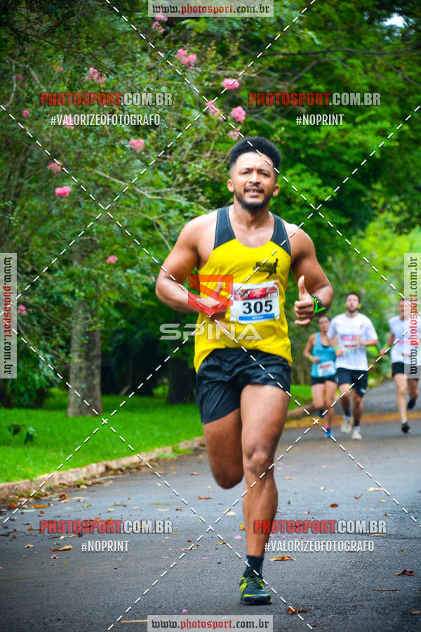 Buy your photos of the eventCorrida de Natal do Clube de Regatas on Fotop