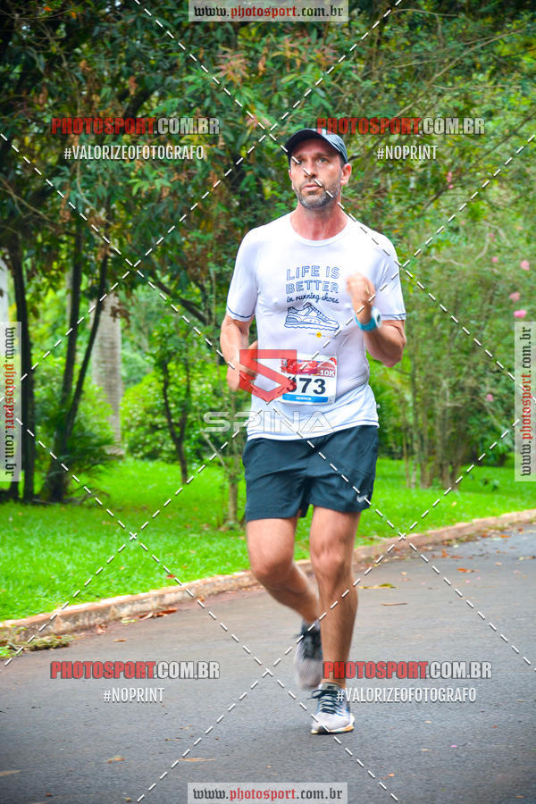 Buy your photos of the eventCorrida de Natal do Clube de Regatas on Fotop