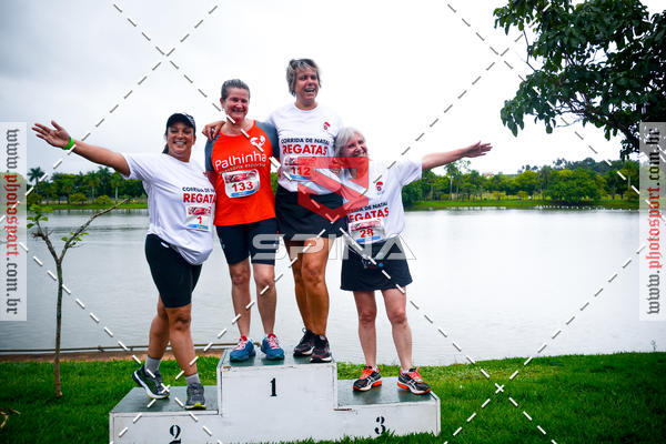 Buy your photos of the eventCorrida de Natal do Clube de Regatas on Fotop