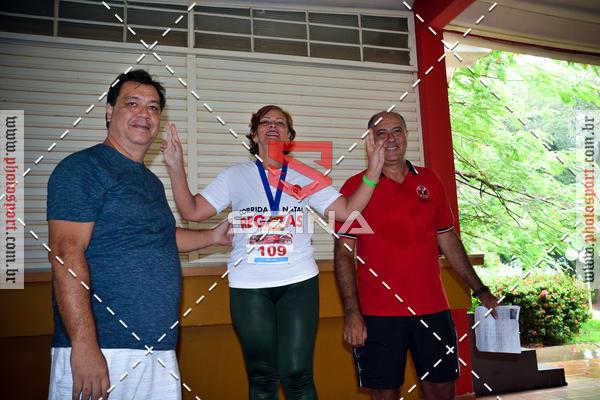 Buy your photos of the eventCorrida de Natal do Clube de Regatas on Fotop