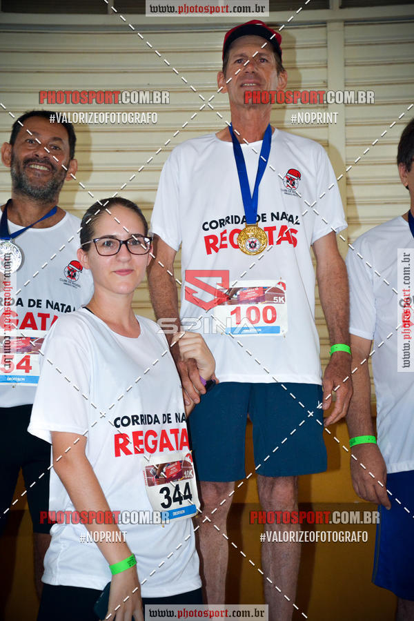 Buy your photos of the eventCorrida de Natal do Clube de Regatas on Fotop