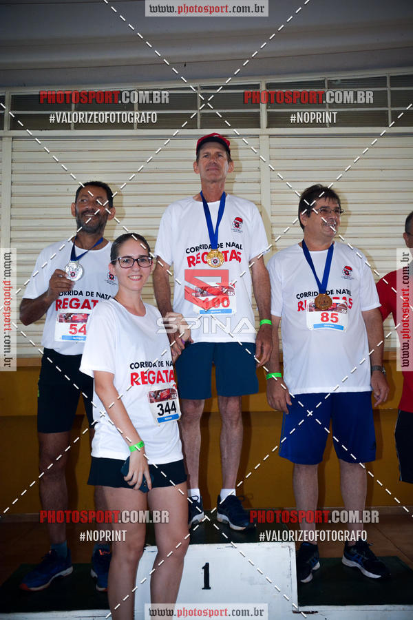 Buy your photos of the eventCorrida de Natal do Clube de Regatas on Fotop