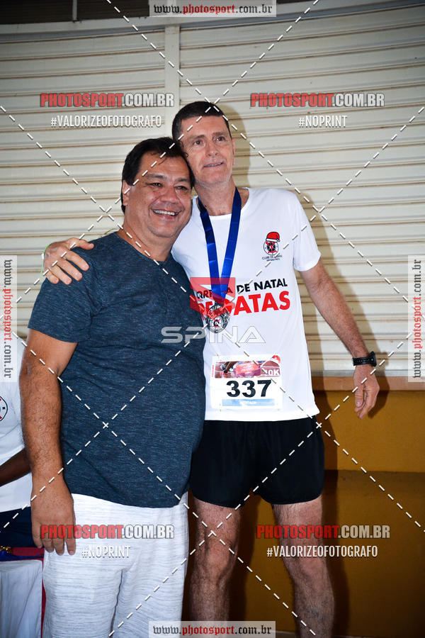 Buy your photos of the eventCorrida de Natal do Clube de Regatas on Fotop