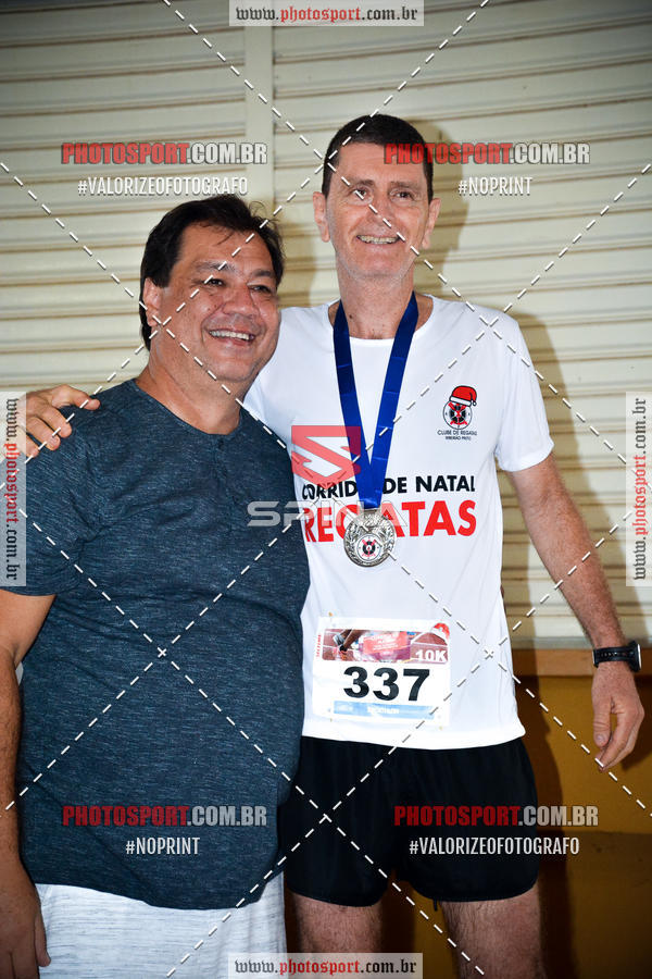 Buy your photos of the eventCorrida de Natal do Clube de Regatas on Fotop