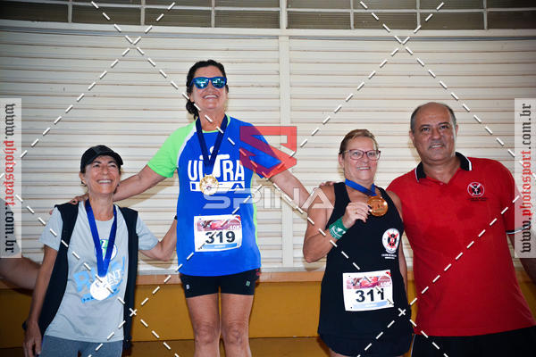 Buy your photos of the eventCorrida de Natal do Clube de Regatas on Fotop