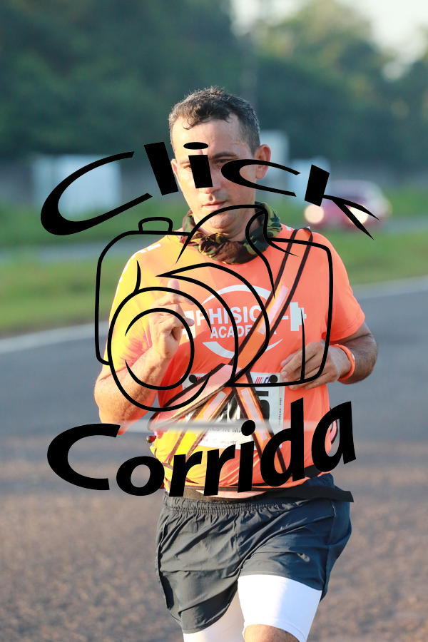 Achetez vos photos de l'vnementIII ULTRAMARATONA CL 50K sur Fotop