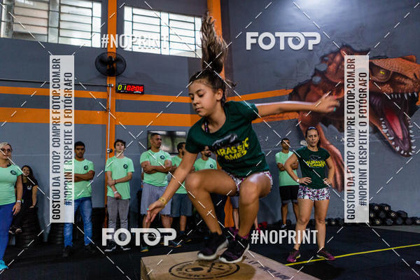 Buy your photos of the eventJurassic Games 2019 on Fotop