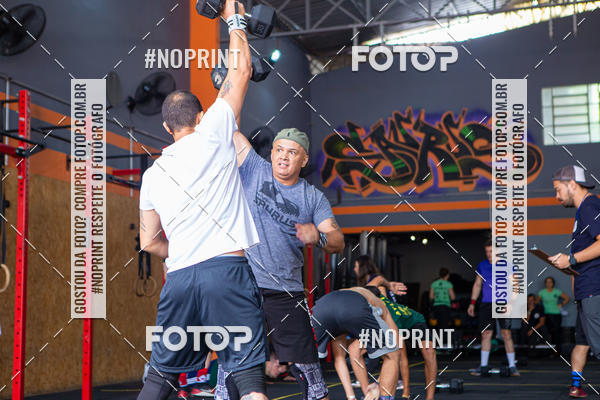 Buy your photos of the eventJurassic Games 2019 on Fotop