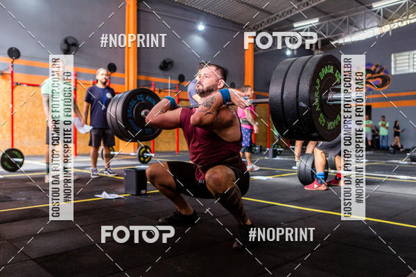 Buy your photos of the eventJurassic Games 2019 on Fotop