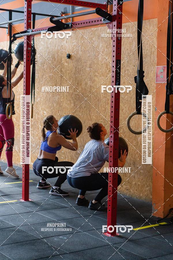 Buy your photos of the eventJurassic Games 2019 on Fotop