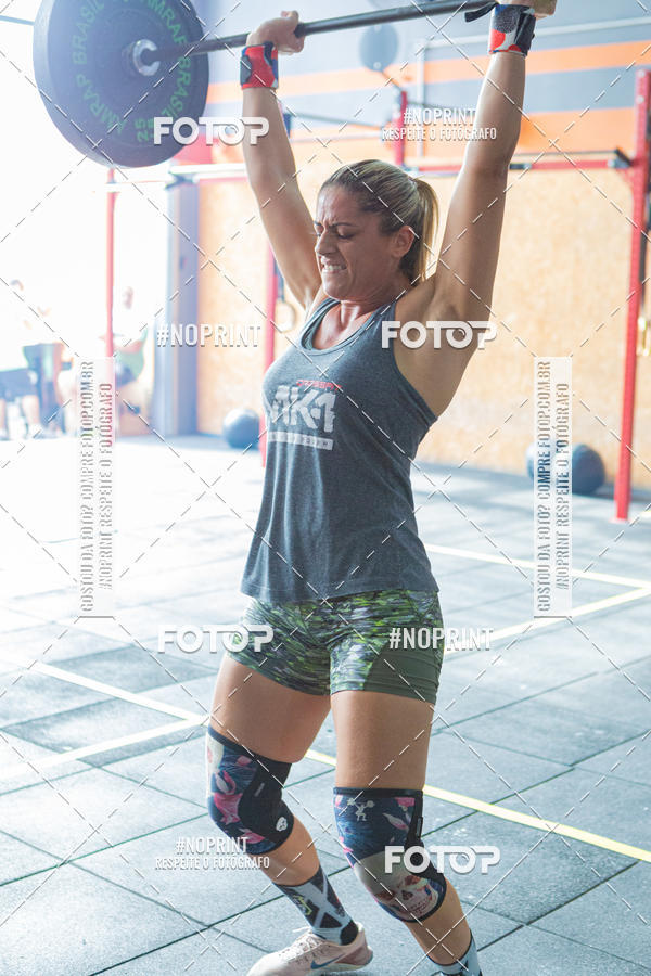 Buy your photos of the eventJurassic Games 2019 on Fotop