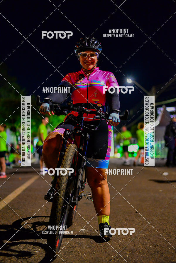 Buy your photos of the event5 Corrida Noturna Unimed Cascavel on Fotop