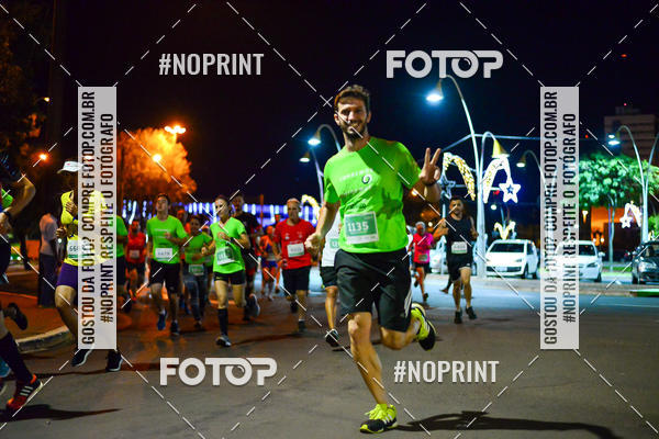 Buy your photos of the event5 Corrida Noturna Unimed Cascavel on Fotop
