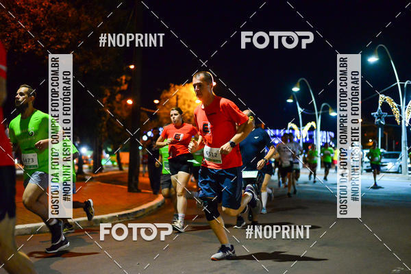 Buy your photos of the event5 Corrida Noturna Unimed Cascavel on Fotop