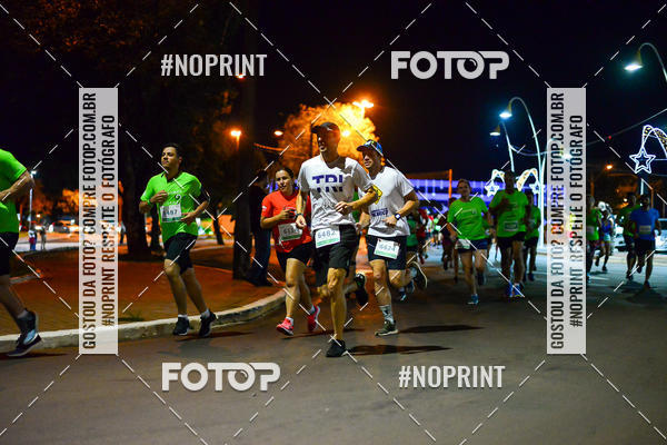 Buy your photos of the event5 Corrida Noturna Unimed Cascavel on Fotop