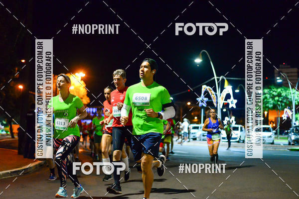 Buy your photos of the event5 Corrida Noturna Unimed Cascavel on Fotop