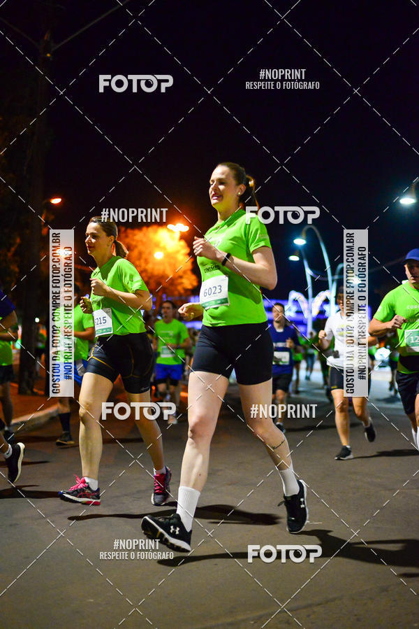 Buy your photos of the event5 Corrida Noturna Unimed Cascavel on Fotop