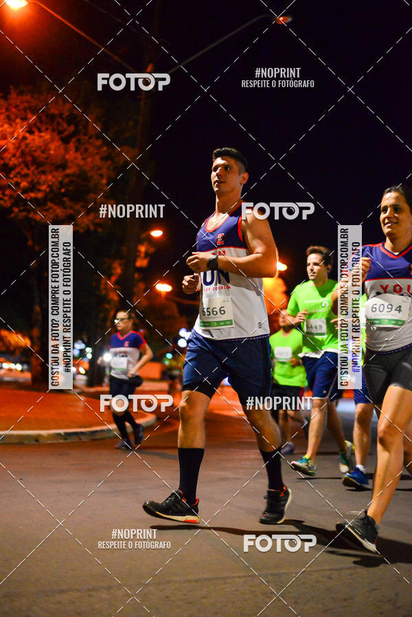 Buy your photos of the event5 Corrida Noturna Unimed Cascavel on Fotop