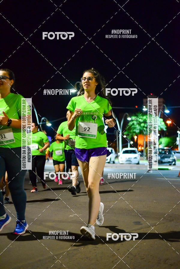 Compra tus fotos del evento5 Corrida Noturna Unimed Cascavel En Fotop