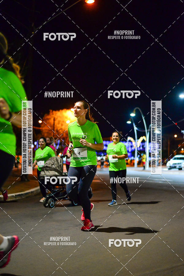 Compra tus fotos del evento5 Corrida Noturna Unimed Cascavel En Fotop
