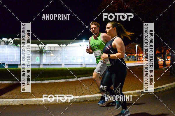 Compra tus fotos del evento5 Corrida Noturna Unimed Cascavel En Fotop