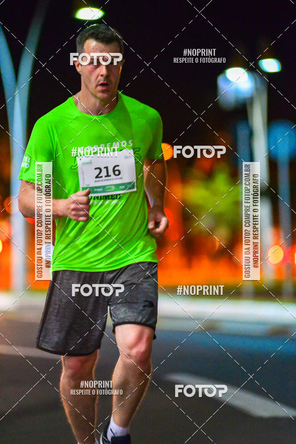 Compra tus fotos del evento5 Corrida Noturna Unimed Cascavel En Fotop