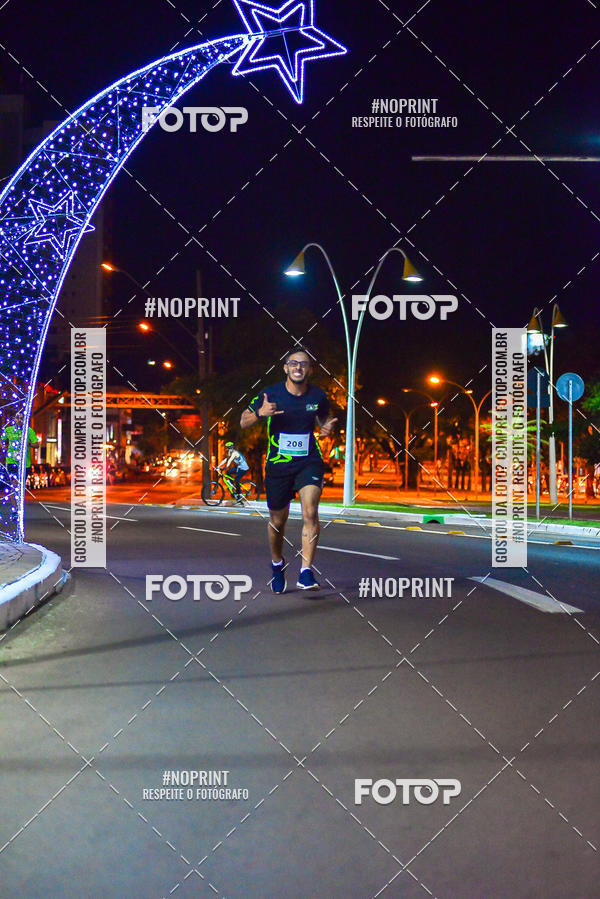 Compra tus fotos del evento5 Corrida Noturna Unimed Cascavel En Fotop