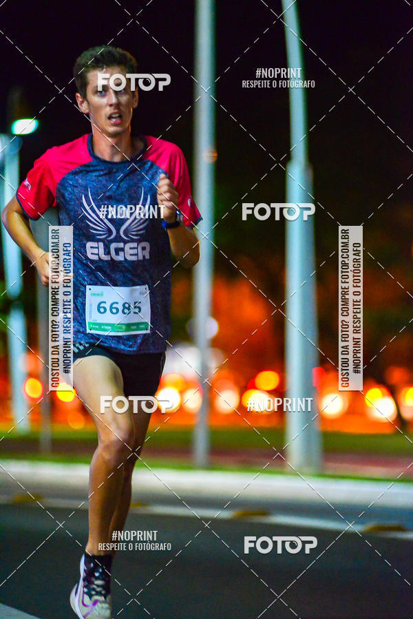 Compra tus fotos del evento5 Corrida Noturna Unimed Cascavel En Fotop