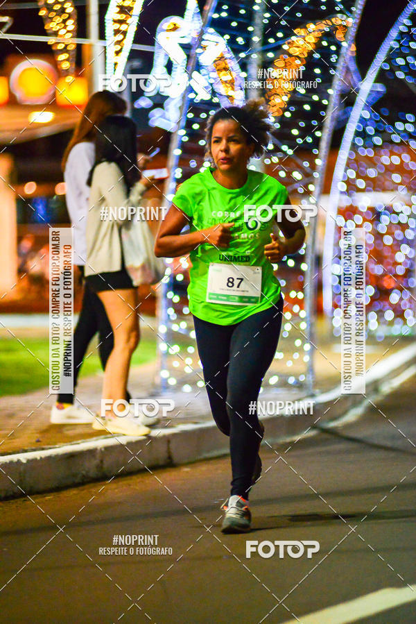 Buy your photos of the event5 Corrida Noturna Unimed Cascavel on Fotop