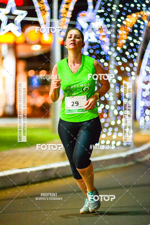 Buy your photos of the event5 Corrida Noturna Unimed Cascavel on Fotop