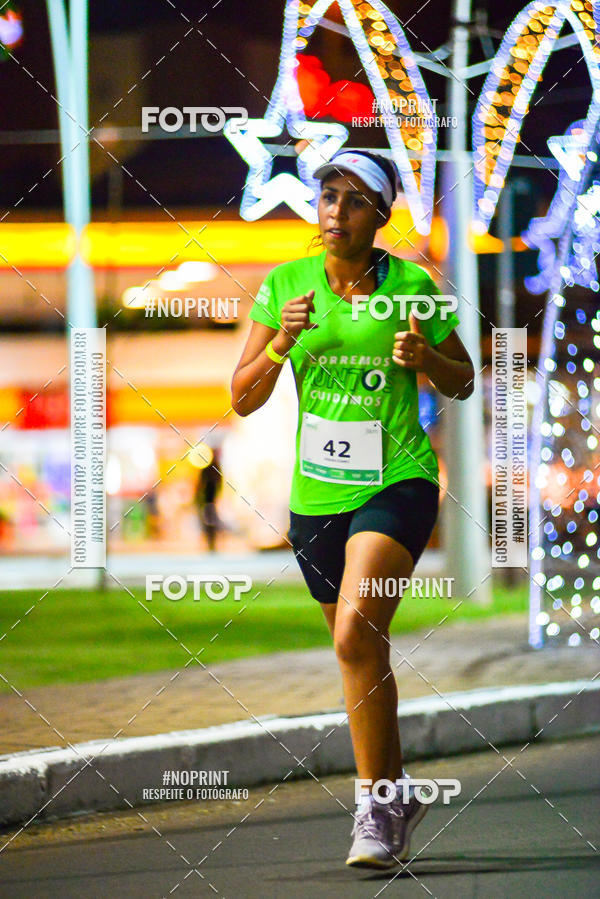 Buy your photos of the event5 Corrida Noturna Unimed Cascavel on Fotop