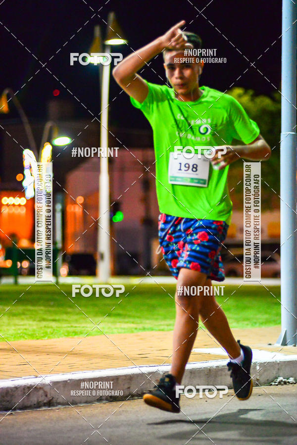 Buy your photos of the event5 Corrida Noturna Unimed Cascavel on Fotop