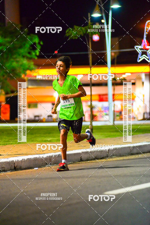Buy your photos of the event5 Corrida Noturna Unimed Cascavel on Fotop