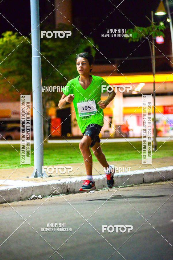 Buy your photos of the event5 Corrida Noturna Unimed Cascavel on Fotop