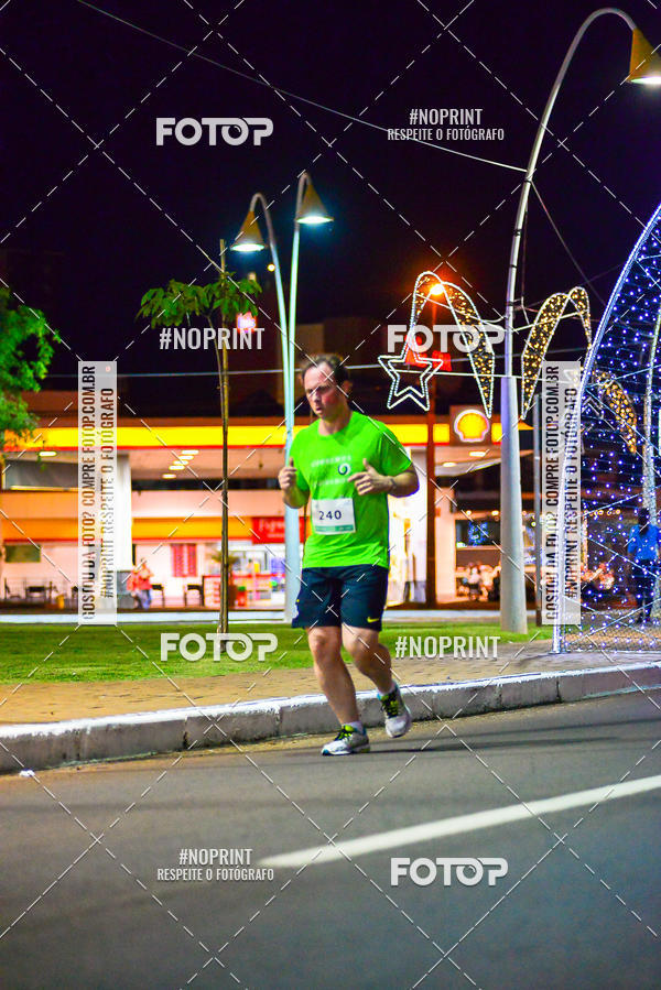 Buy your photos of the event5 Corrida Noturna Unimed Cascavel on Fotop