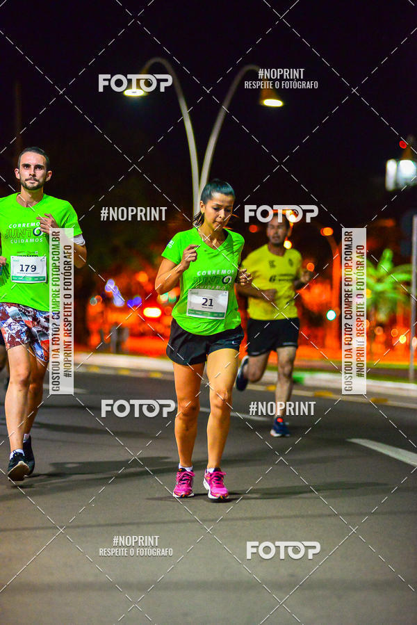 Buy your photos of the event5 Corrida Noturna Unimed Cascavel on Fotop