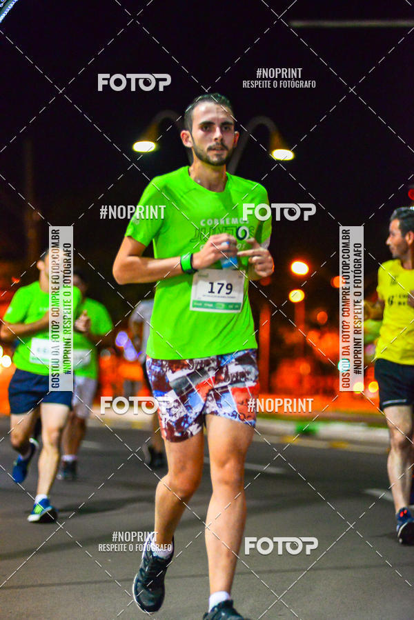 Buy your photos of the event5 Corrida Noturna Unimed Cascavel on Fotop