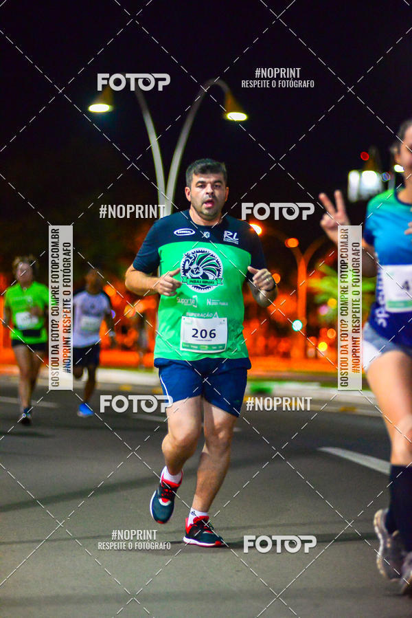 Buy your photos of the event5 Corrida Noturna Unimed Cascavel on Fotop