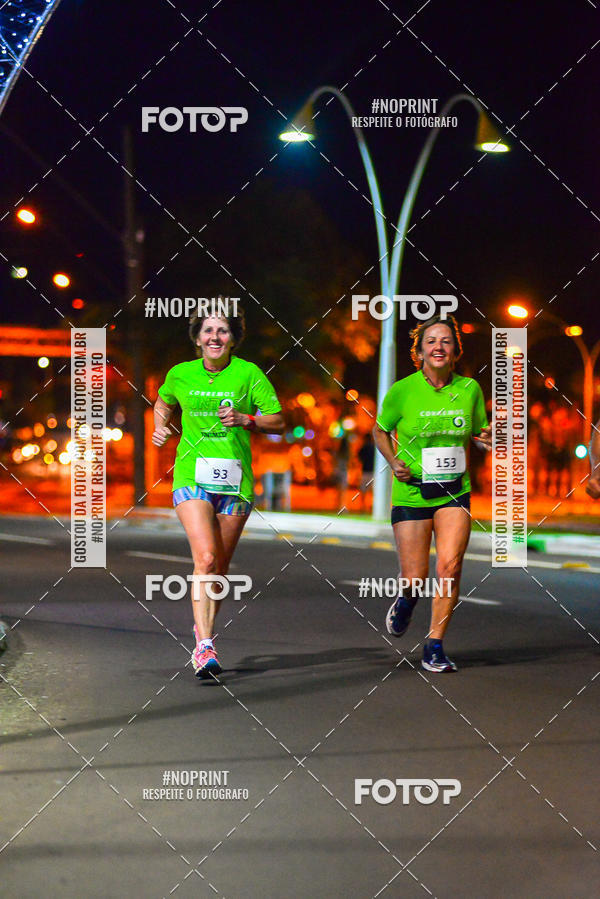 Buy your photos of the event5 Corrida Noturna Unimed Cascavel on Fotop