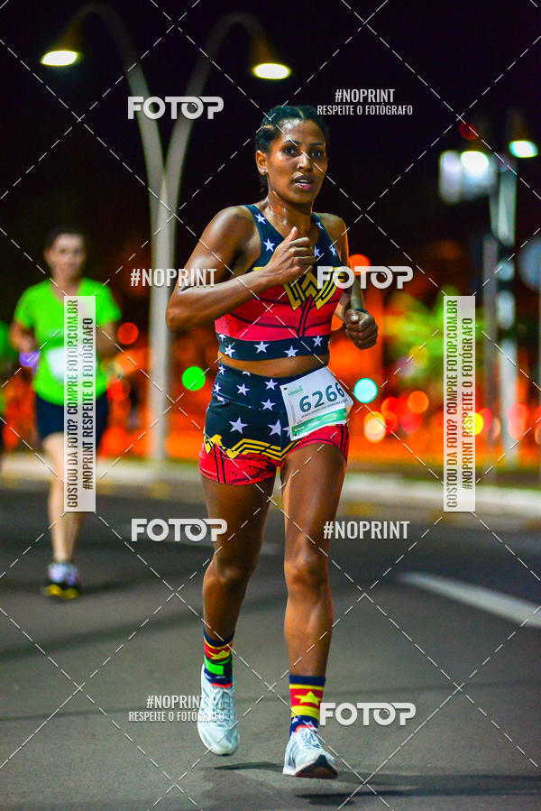 Buy your photos of the event5 Corrida Noturna Unimed Cascavel on Fotop