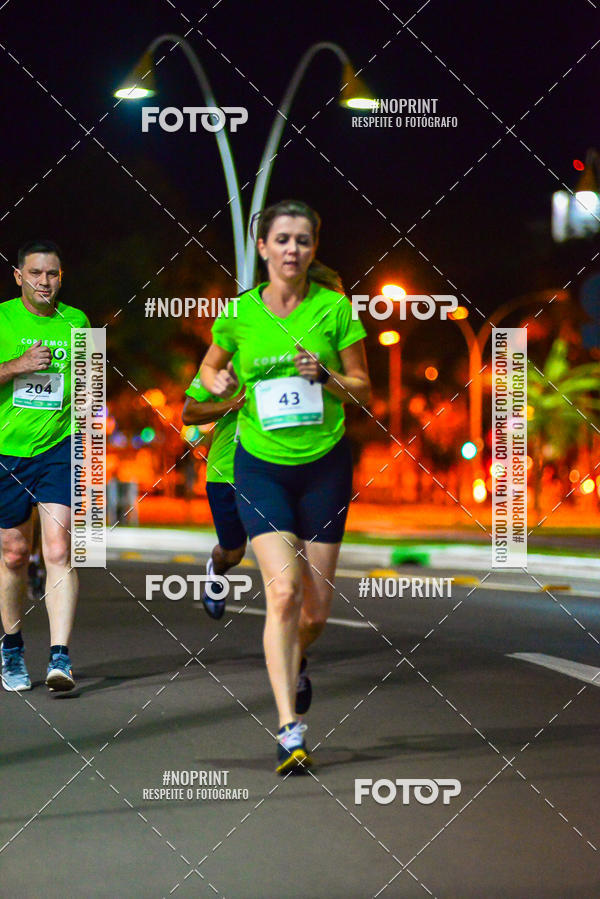 Buy your photos of the event5 Corrida Noturna Unimed Cascavel on Fotop