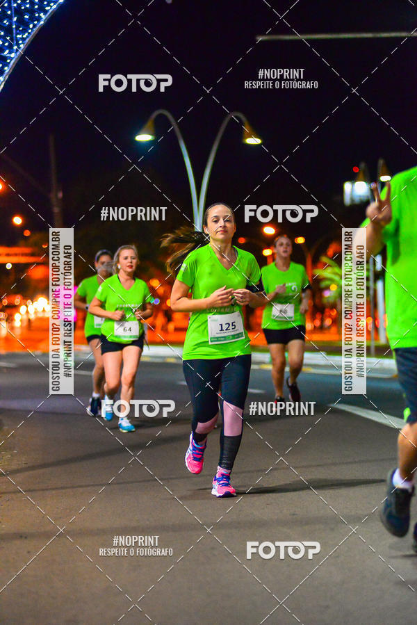 Buy your photos of the event5 Corrida Noturna Unimed Cascavel on Fotop
