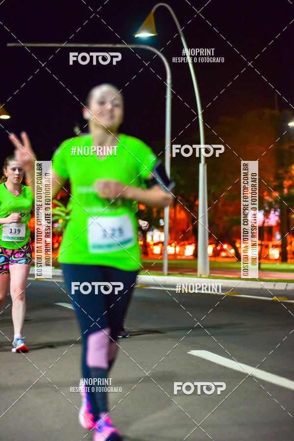 Buy your photos of the event5 Corrida Noturna Unimed Cascavel on Fotop